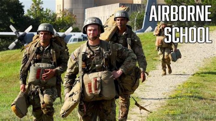 Do parachute riggers go to airborne school?