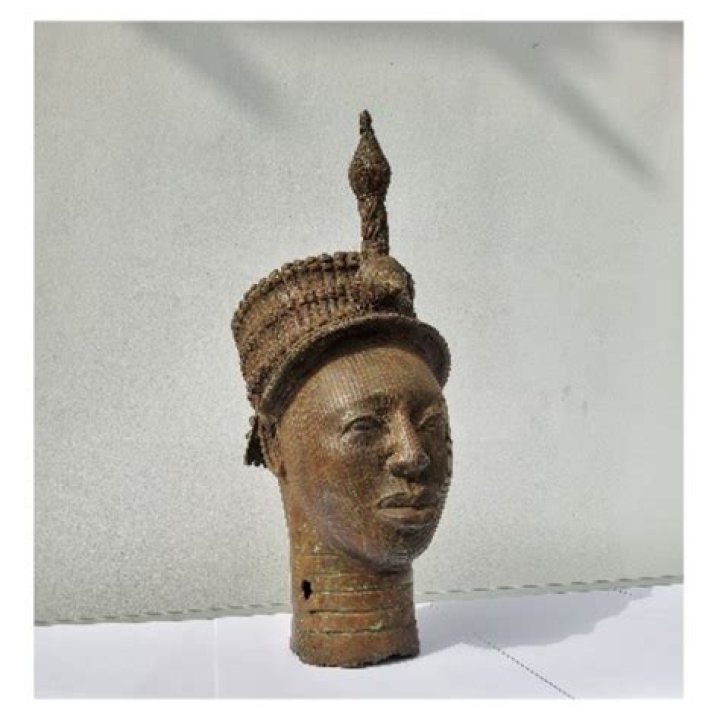 How is Benin and Ife related?