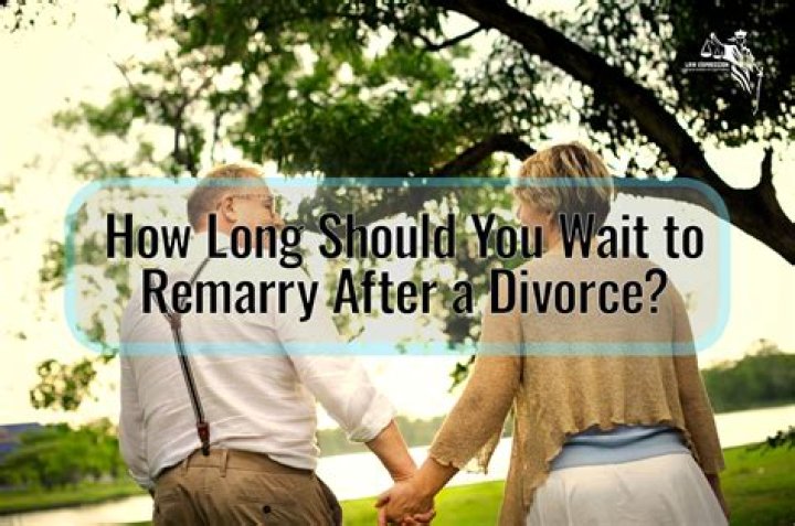 How long should you date without a commitment?