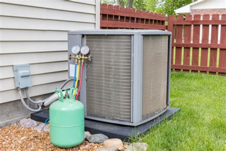 What Colour is AC Freon?