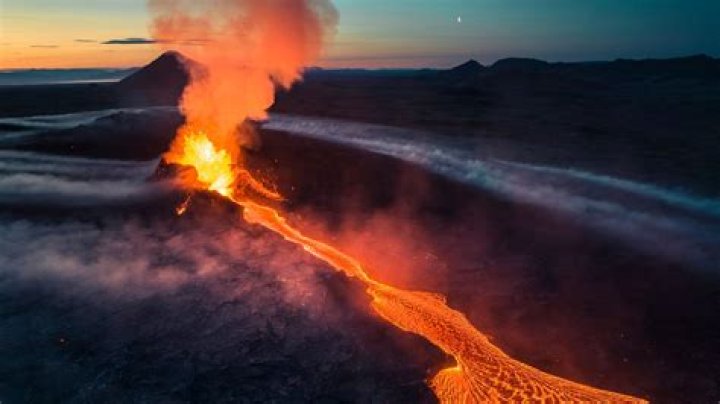 When did Iceland erupt 2021?
