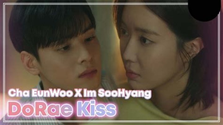 Why did cha Eunwoo change his name?